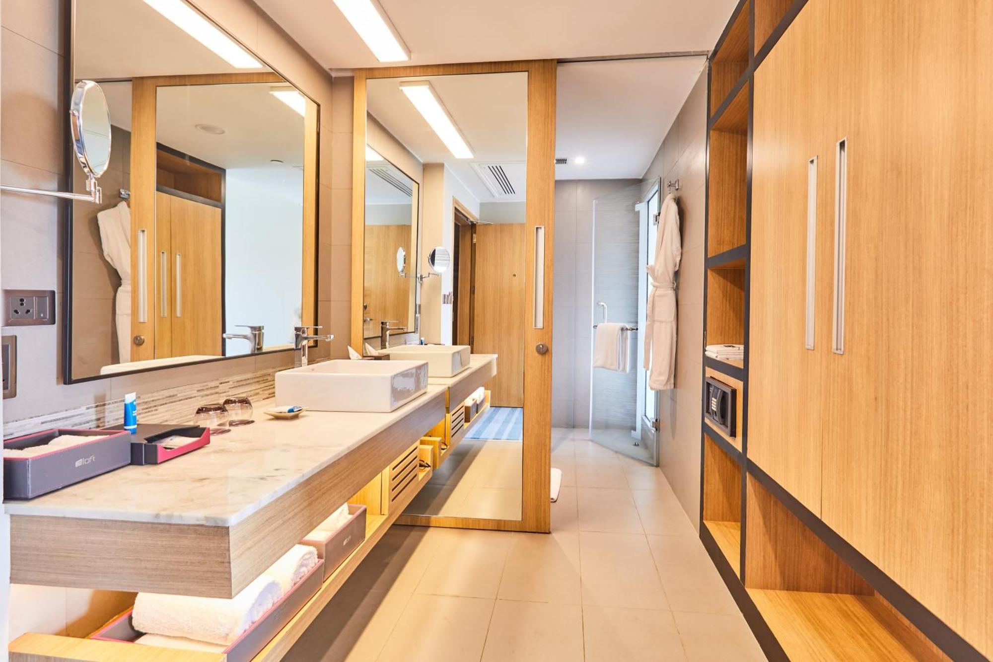 Aloft New Delhi Aerocity Εξωτερικό φωτογραφία Bathroom